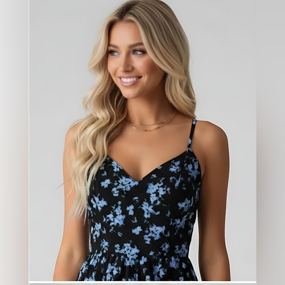 Boho Floral Printed Cami Maxi Dress - Picture 3 of 9